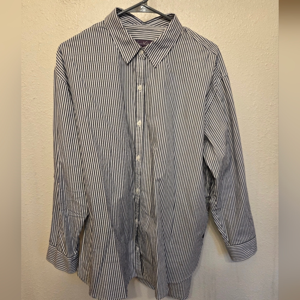 Gloria Vanderbilt Oversized Black and White Striped Shirt